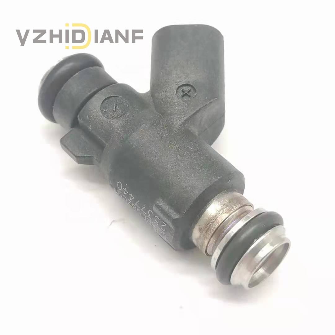 Factory Fuel Injector Nozzle 15710H88601 15710-H88601 For Hyosung GT250 GT250R GV250